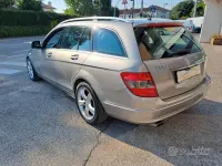 Usata Mercedes C220 170 CV (125 kW) 2008 Marrone Station wagon