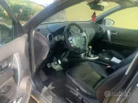 Usata Nissan Qashqai 131 CV (96 kW) 2012 Grigio SUV