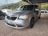 Usata Lancia Voyager Platinum 177 CV (130 kW) 2015 Grigio Monovolume