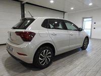 Usata VW Polo Life 80 CV (58 kW) 2024 Ascot grey Berlina