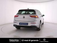 Usata VW Golf VIII Life 116 CV (85 kW) 2021 Grigio Utilitaria