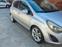 Usata Opel Corsa Cosmo 85 CV (62 kW) 2011 Argento Utilitaria