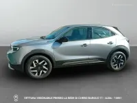 Usata Opel Mokka Elegance 101 CV (74 kW) 2023 2r grigio platino metallizzato SUV