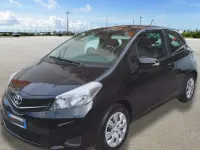 Begagnad Toyota Yaris Active 69 HK (50 kW) 2012 Svart Halvkombi