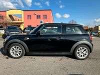 Usata Mini Cooper D Hype 116 CV (85 kW) 2018 Nero Utilitaria