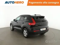 Usata Volvo XC40 Momentum 163 CV (119 kW) 2020 Nero SUV