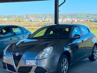 Usata Alfa Romeo Giulietta Business 105 CV (77 kW) 2013 Grigio Utilitaria