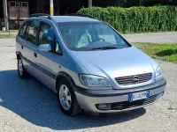 Usata Opel Zafira 82 CV (60 kW) 2000 Monovolume