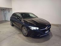 Usata Mercedes CLA200 150 CV (110 kW) 2021 Nero Station wagon