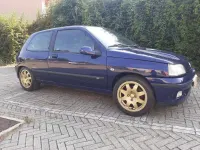 Usata Renault Clio 147 CV (108 kW) 1995 Utilitaria