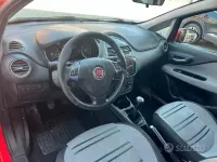Usata Fiat Punto Evo S 95 CV (69 kW) 2011 Rosso Utilitaria