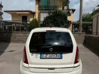 Usata Lancia Musa 90 CV (66 kW) 2012 Bianco Monovolume