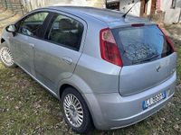 Usata Fiat Punto Dynamic 69 CV (50 kW) 2005 Utilitaria