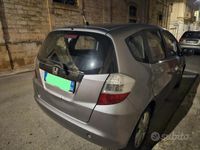 Usata Honda Jazz 99 CV (72 kW) 2009 Grigio Utilitaria