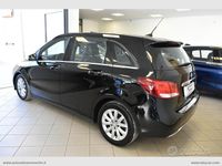 Usata Mercedes B180 Premium 109 CV (80 kW) 2016 Nero Monovolume