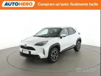 Usata Toyota Yaris Cross Lounge 92 CV (67 kW) 2022 Bianco SUV
