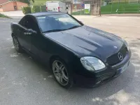 Usata Mercedes SLK320 218 CV (160 kW) 2000 Nero Cabrio