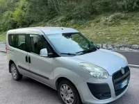 Usata Fiat Doblò 90 CV (66 kW) 2011 Grigio Monovolume