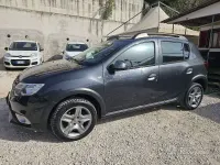 Usata Dacia Sandero Stepway 90 CV (66 kW) 2017 Grigio Berlina