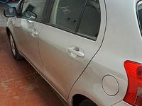 Usata Toyota Yaris 2008 Grigio Utilitaria