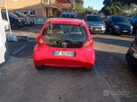 Usata Toyota Aygo 68 CV (50 kW) 2008 Rosso Utilitaria