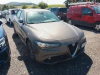 Usata Alfa Romeo Giulia Super 180 CV (132 kW) 2018 Grigio Berlina