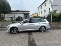 Usata VW Passat 150 CV (110 kW) 2015 Grigio Station wagon