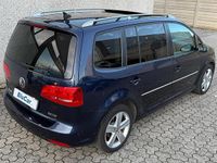 Usata VW Touran Highline 140 CV (102 kW) 2014 Blu Monovolume