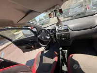 Usata Fiat Grande Punto 77 CV (56 kW) 2012 Utilitaria