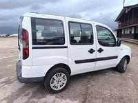 Usata Fiat Doblò Active 105 CV (77 kW) 2008 Bianco Monovolume