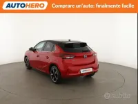 Usata Opel Corsa Elegance 101 CV (74 kW) 2022 Rosso Utilitaria