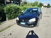Usata VW Golf V 102 CV (75 kW) 2007 Bluazzurro Berlina