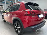 Gebraucht Peugeot 2008 S 131 PS (96 kW) 2018 Rot SUV
