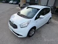Usata Kia Venga Active 90 CV (66 kW) 2015 Bianco Utilitaria