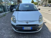 Usata Fiat Punto Evo Dynamic 75 CV (55 kW) 2010 Bianco Utilitaria
