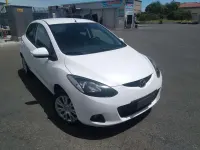 Usata Mazda 2 72 CV (52 kW) 2010 Bianco Utilitaria