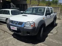 Usata Nissan Navara XE 174 CV (127 kW) 2006 Bianco Pick-up