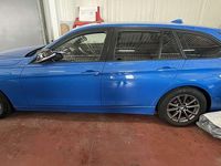 Usata BMW 318 Sport Line 150 CV (110 kW) 2016 Blu/azzurro Station wagon
