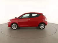Usata Lancia Ypsilon Gold 70 CV (51 kW) 2016 Rosso Utilitaria