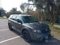 Käytetty Fiat Freemont Lounge 170 HP (125 kW) 2015 Harmaa Katumaasturi