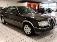 Usata Mercedes E300 220 CV (161 kW) 1990 Nero Coupé