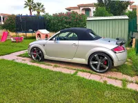 Begagnad Audi TT Sport 179 HK (131 kW) 2000 Grå Sportkupé