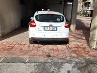 Usata Ford Focus 105 CV (77 kW) 2013 Bianco Berlina