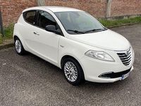 Usata Lancia Ypsilon Silver 69 CV (50 kW) 2013 Bianco Utilitaria