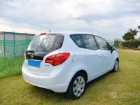 Usata Opel Meriva 95 CV (69 kW) 2012 Monovolume