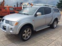 usata Mitsubishi L200 d.cab 2.5 di-d Intense