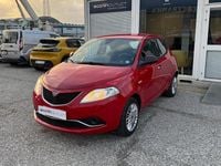 Usata Lancia Ypsilon Silver 69 CV (50 kW) 2016 Rosso Utilitaria