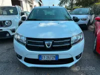 Usata Dacia Sandero Lauréate 72 CV (52 kW) 2015 Bianco Berlina