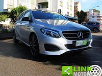 Usata Mercedes B180 Premium 109 CV (80 kW) 2017 Grigio Monovolume