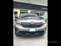 Usata Renault Austral Techno Esprit Alpine 200 CV (147 kW) 2023 Grigio metallizzato SUV